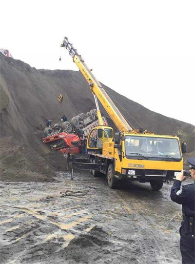 光泽上犹道路救援